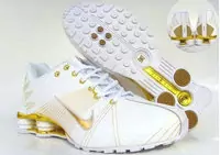 nike shox r4 nouvelle -white-gold